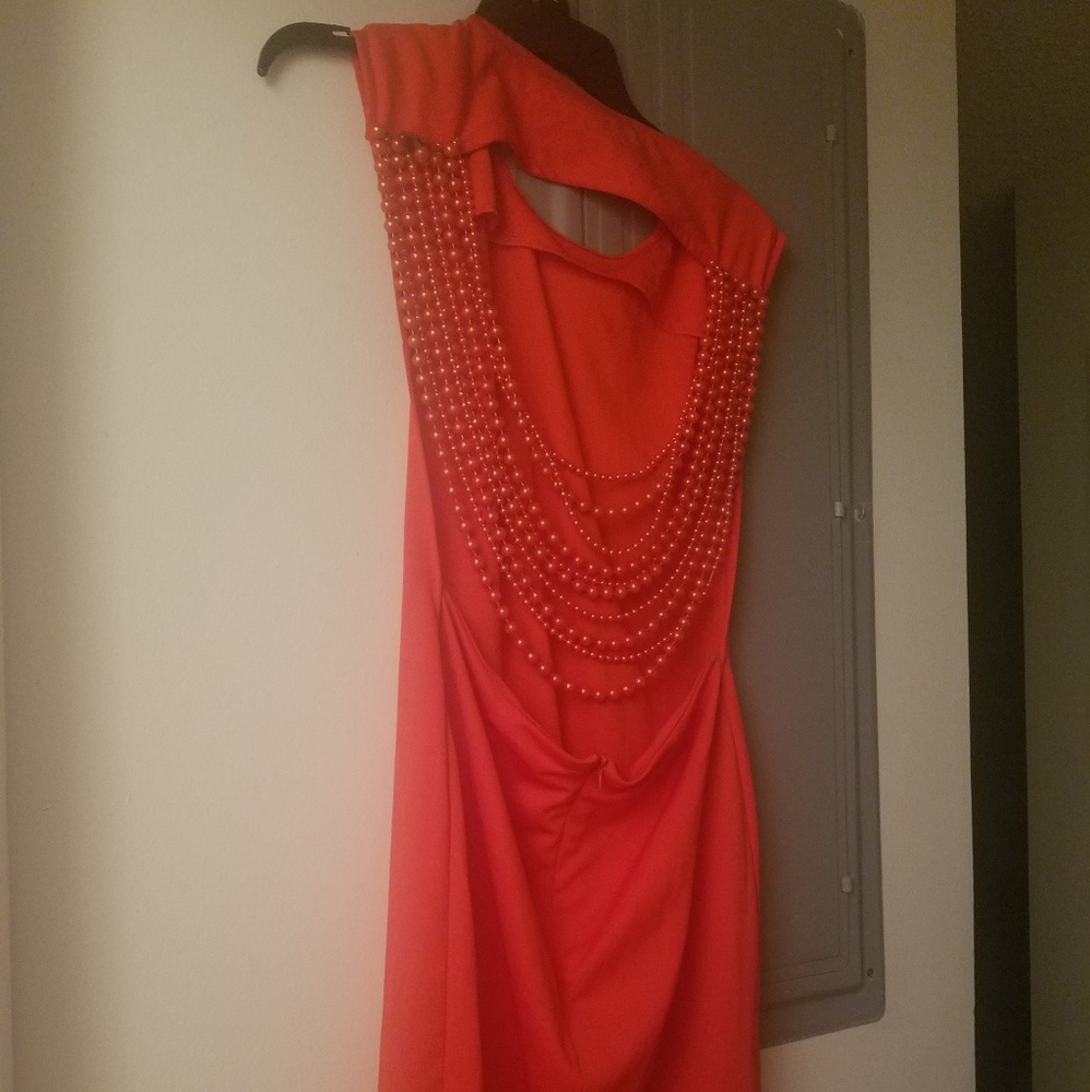 Clothes - Picture 6 of 6